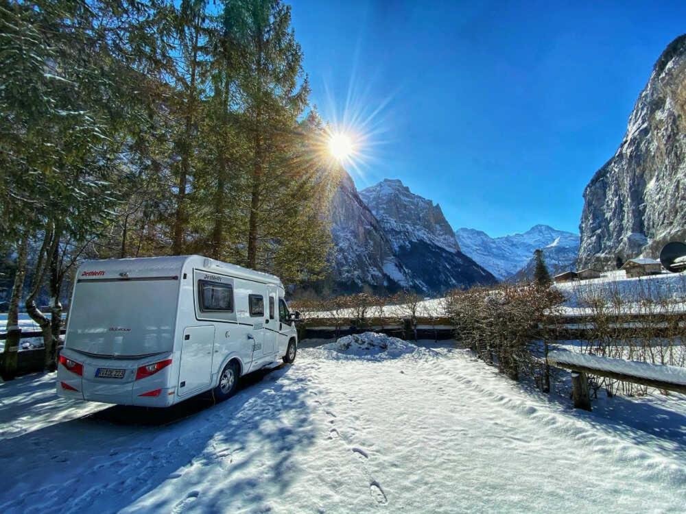 Camping Jungfrau Lauterbrunnen Ngoại thất bức ảnh