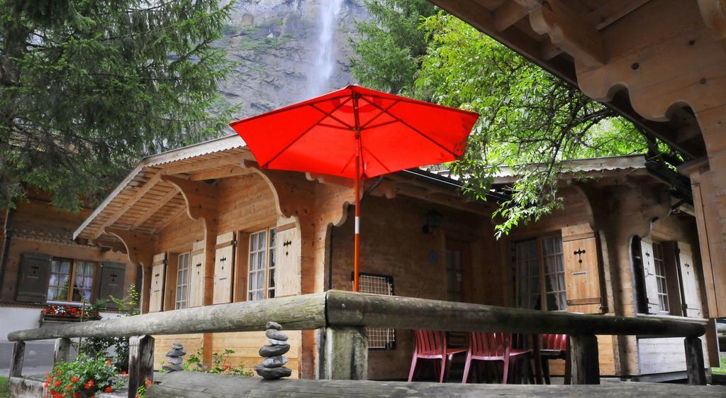 Camping Jungfrau Lauterbrunnen Phòng bức ảnh