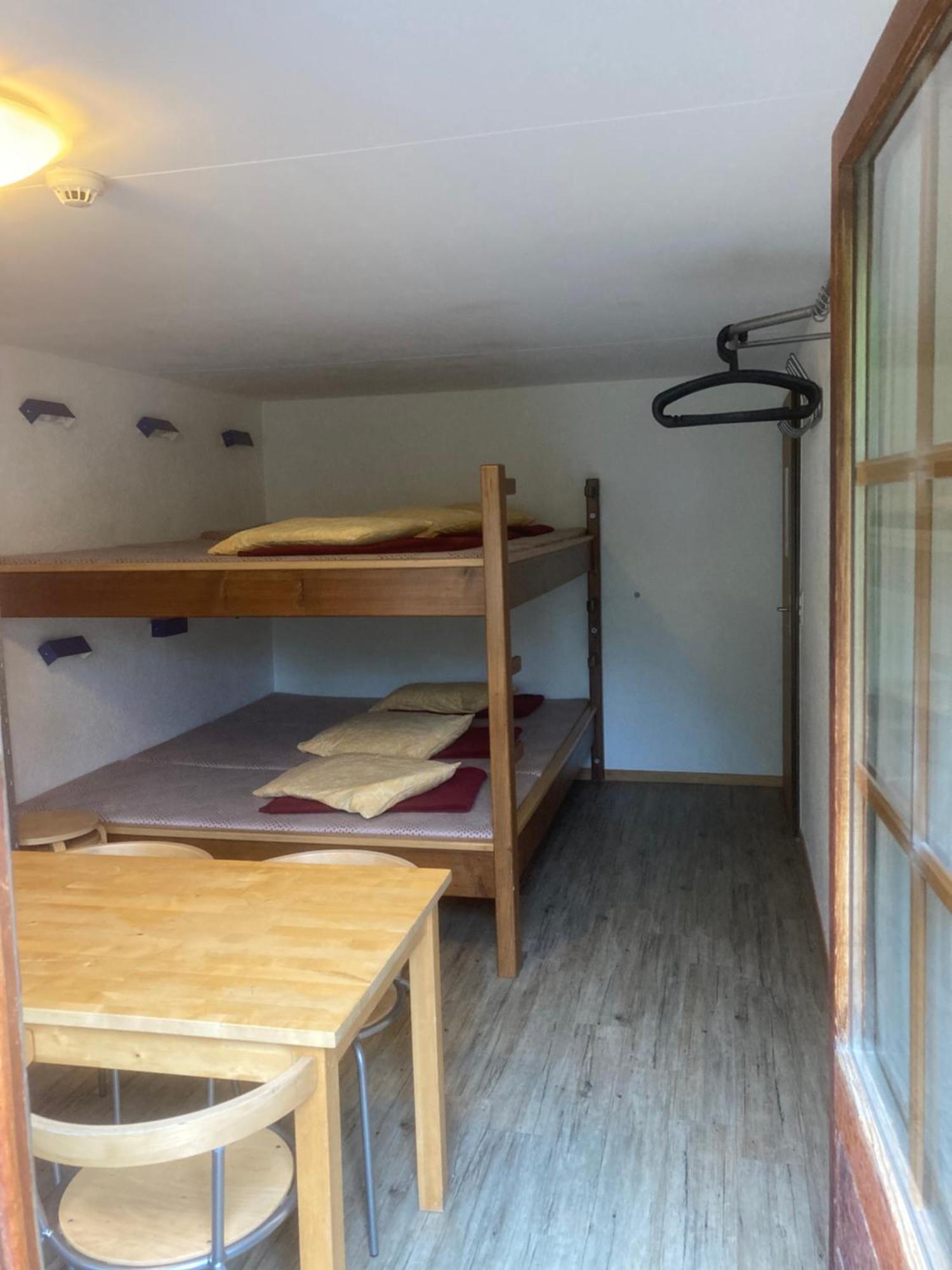 Camping Jungfrau Lauterbrunnen Phòng bức ảnh